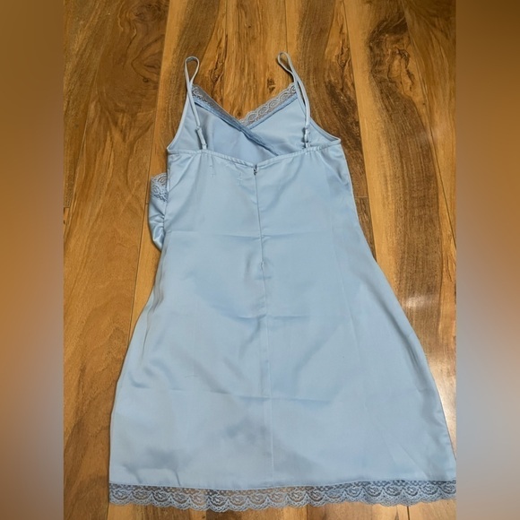 Urban Outfitters baby blue satin body con slip dress. Barely worn! GUC Size XS - Picture 6 of 9